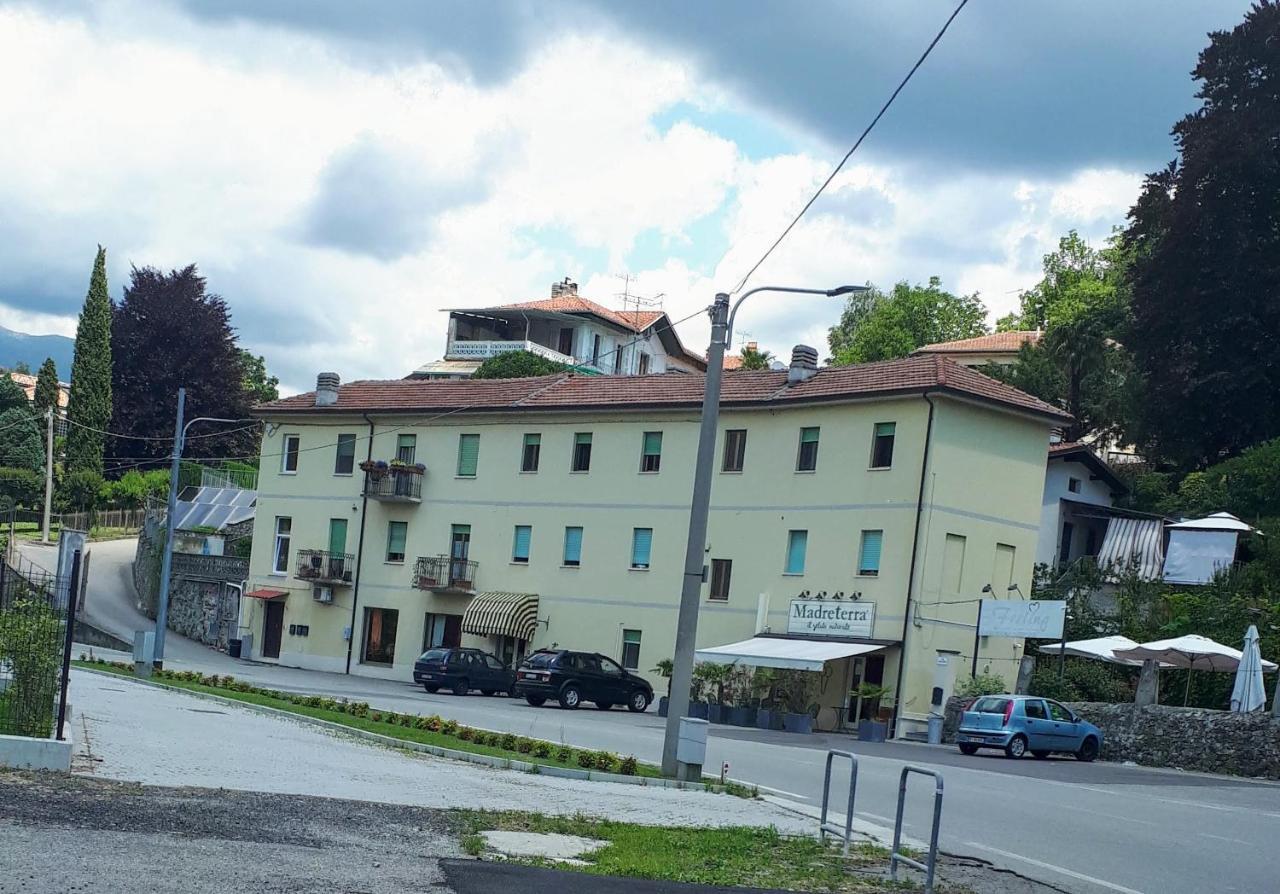 Hotel ...per il Sirio Ivrea Esterno foto