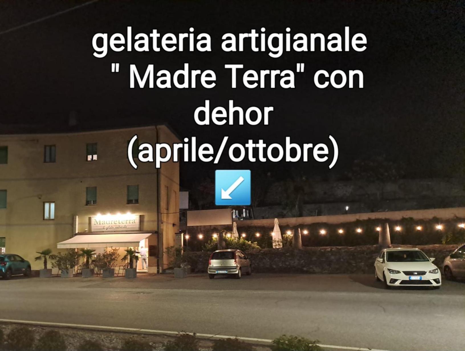 Hotel ...per il Sirio Ivrea Esterno foto